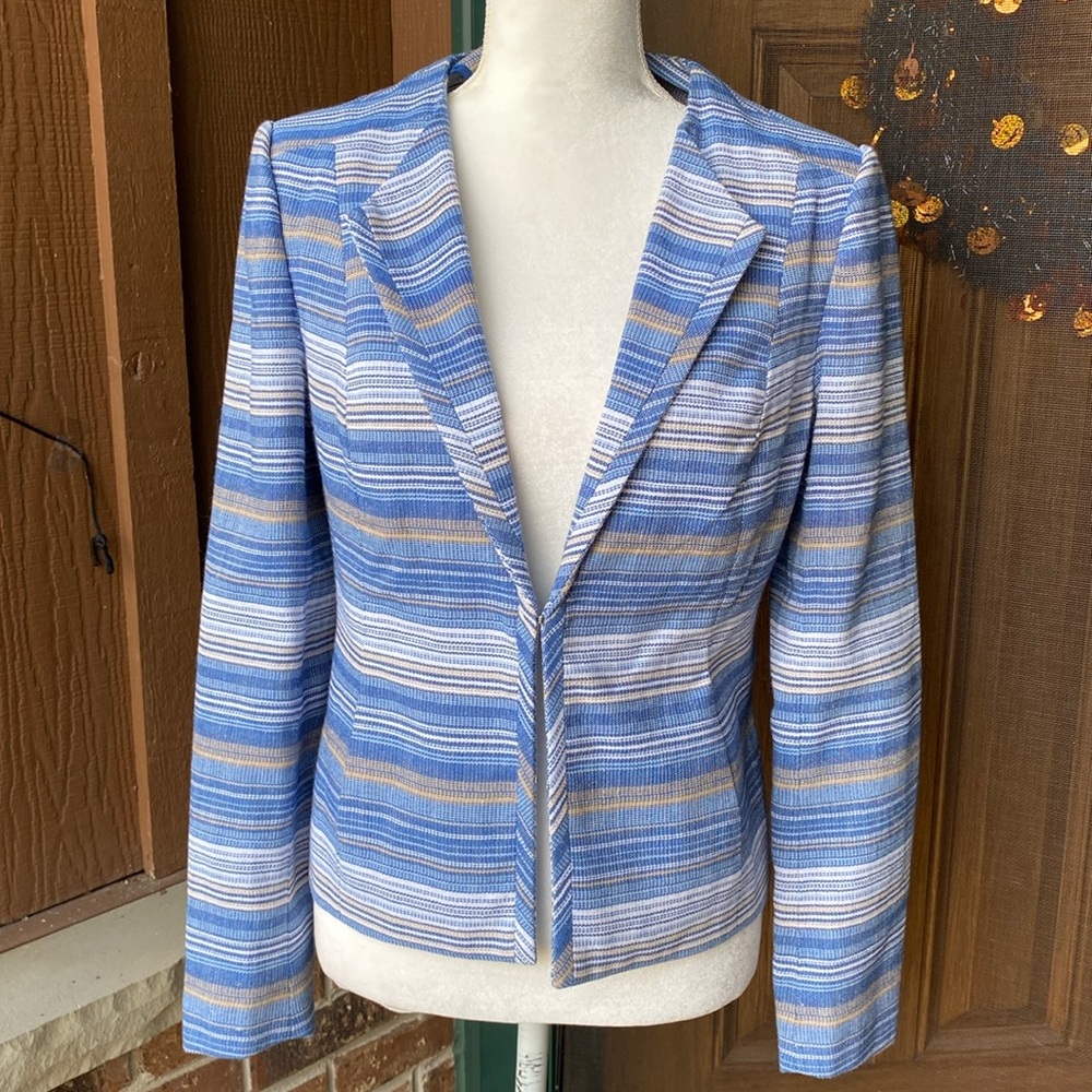 Laundry blazer